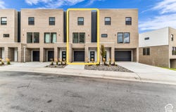 313 E ENDURANCE Cir S, Draper, UT 84020