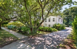 93 Buell Lane, East Hampton, NY 11937