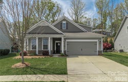 2214 Seagull Drive, Denver, NC 28037