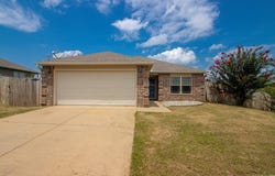102 Riveria Cove, Benton, AR 72015