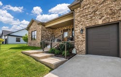 202 Wedgewood Circle, Paris, KY 40361