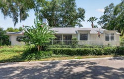 21 Townhill Dr, Eustis, FL 32726