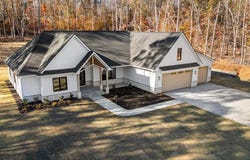 125 E Peninsula Drive, Laurens, SC 29360