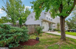 7907 LEEDS Drive, PASADENA, MD 21122