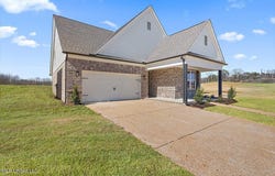 815 Quitman Court, Nesbit, MS 38651