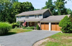1 Elm Top Lane, Beverly, MA 01915