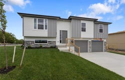 21104 E 6th Terrace S, Independence, MO 64056