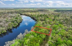 7960 SW 25th Pl, Bell, FL 32619