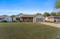 104 E 9th St, Crooks, SD 57020