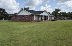 438 W Oglethorpe Avenue, Lyons, GA 30436