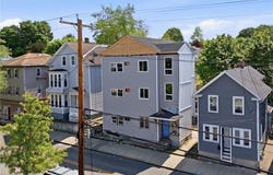 884 Douglas Avenue, Providence, RI 02908