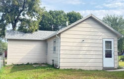 309 1st St, Kimball, SD 57355