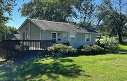 805 SE 5Th Street, Leon, IA 50144