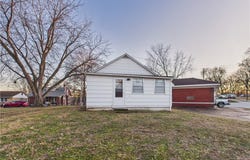 317 McRoberts Street, MO 65233