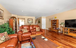 2189 Jerusalem Avenue, Merrick, NY 11566