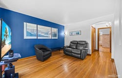 2408 S 4th Avenue, North Riverside, IL 60546