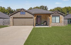 757 E 139th Place, Glenpool, OK 74033