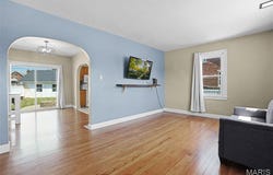 1513 Broadway, Highland, IL 62249
