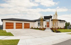 2996 E BONNIE LYNN Ln, Sandy, UT 84092