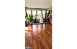 204 ELDERBERRY DR, LEVITTOWN, PA 19054