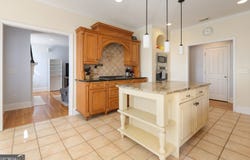333 Royal Crest Circle, Kathleen, GA 31047