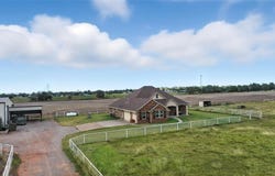 21321 E 1290 Road, Sentinel, OK 73664