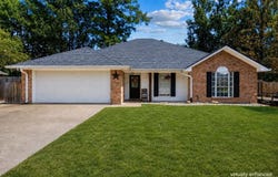 1507 Juniper Lane, Lufkin, TX 75904