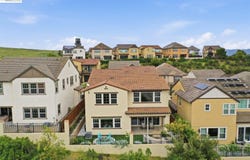 3871 Highpointe Ct, Dublin, CA 94568