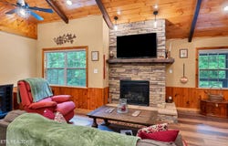 236 Tolliver Tr, Townsend, TN 37882
