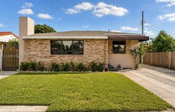 117 W 34th St, Hialeah, FL 33012