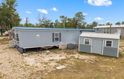 4 6th St, Steinhatchee, FL 32359