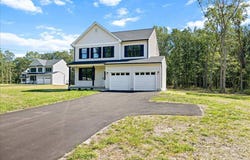 106 Blue Anchor Rd, Sicklerville, NJ 08081