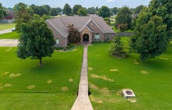 512 HARVEST CIRCLE, Marion, AR 72364