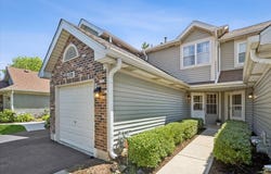 1375 Ridgefield Circle, Carol Stream, IL 60188