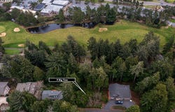 9 Big Tree Rd, GlenedenBeach, OR 97388