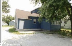 910 S 15Th Street, Centerville, IA 52544