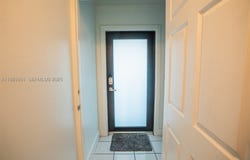 895 W 80th Pl, Hialeah, FL 33014