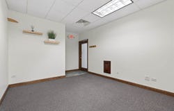 32 Uno Circle, Joliet, IL 60435