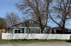 804 S 5th Avenue, Plains, MT 59859