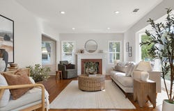127 Covington St, Oakland, CA 94605