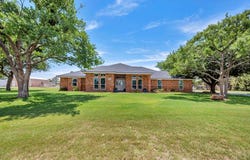 5708 E County Rd 98, Midland, TX 79706