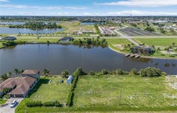1216 NW 9th Street, Cape Coral, FL 33993