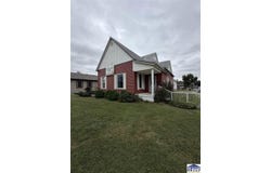 909 NE A Street, Linton, IN 47441