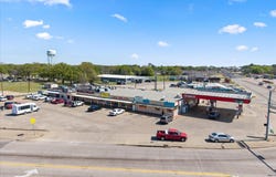 101 N Seven Points Boulevard, Seven Points, TX 75143