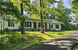 1907 Cooper Drive, PARIS, TN 38242
