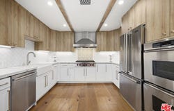 211 S Spalding Dr, Beverly Hills, CA 90212
