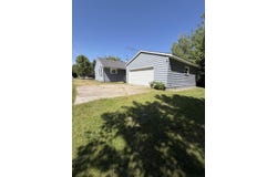 615 Riddle Street, Howell, MI 48843