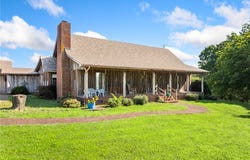 318 Friends Road, Western Grove, AR 72685