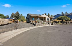 2451 NE Bobbi Place, Prineville, OR 97754