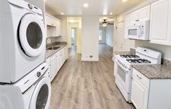 1715 N Glenoaks Boulevard, Burbank, CA 91504